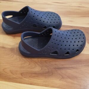 Croc style sandal